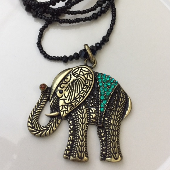 Elephant Pendant Black Beaded Necklace New 28" - Picture 2 of 2