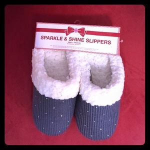 BBW slippers 5-7