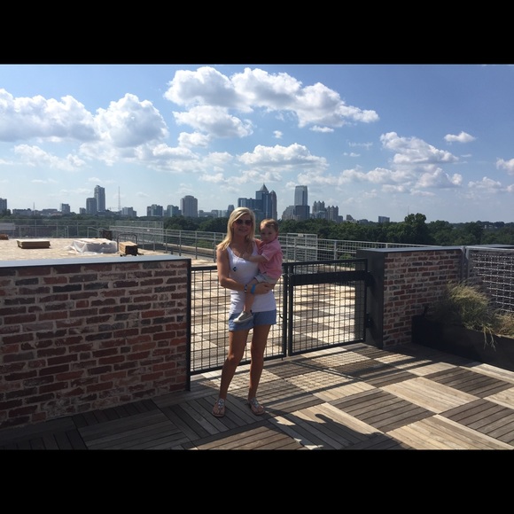 Meet your Posher, Jennifer