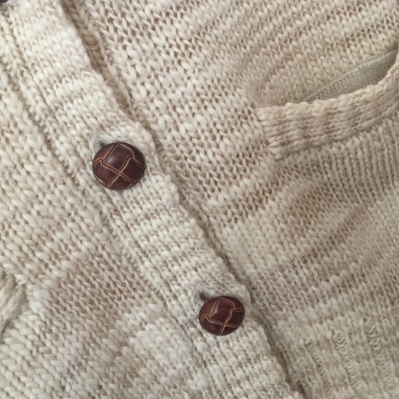 Fuzzy Chunky Cardigan - Picture 2 of 3