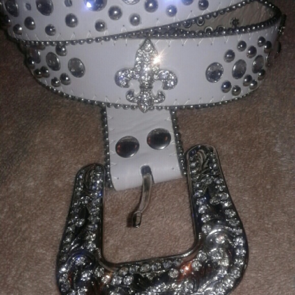 Beautiful binged out belt - Picture 1 of 4