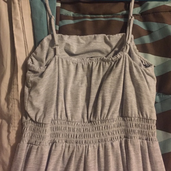 Grey dress - Picture 3 of 3