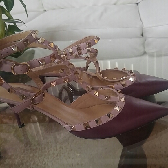 Authentic Valentino Rockstud