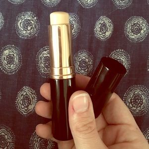 ABH foundation stick in porcelain