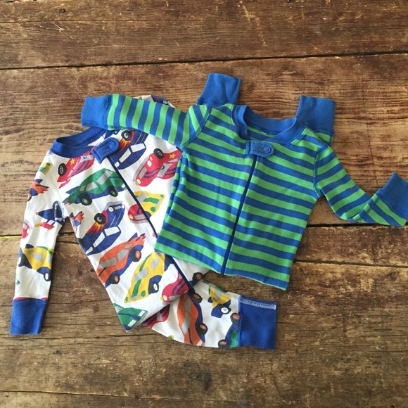 Hanna Andersson pjs- two pair!!