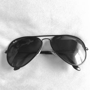 Full black Ray Ban Aviators