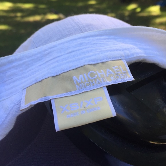 NWOT Michael Kors white tunic - Picture 3 of 4