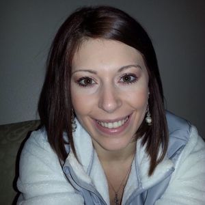 Meet your Posher, Leeann