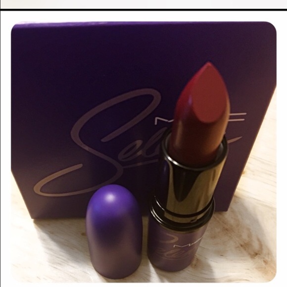 Selena SOLD out Mac lip stick