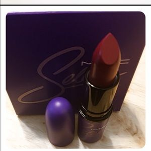 Selena SOLD out Mac lip stick