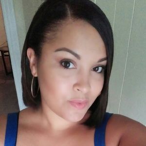 Meet your Posher, Priscilla