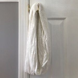 White infinity scarf