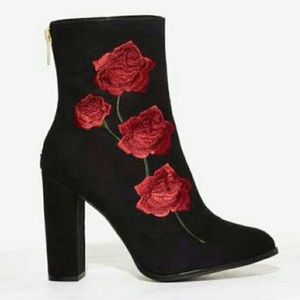 Intentionally Blank 'Rosa' booties- Nasty Gal