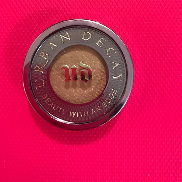 Urban decay eyeshadow in Midnight Cowboy👁🌸