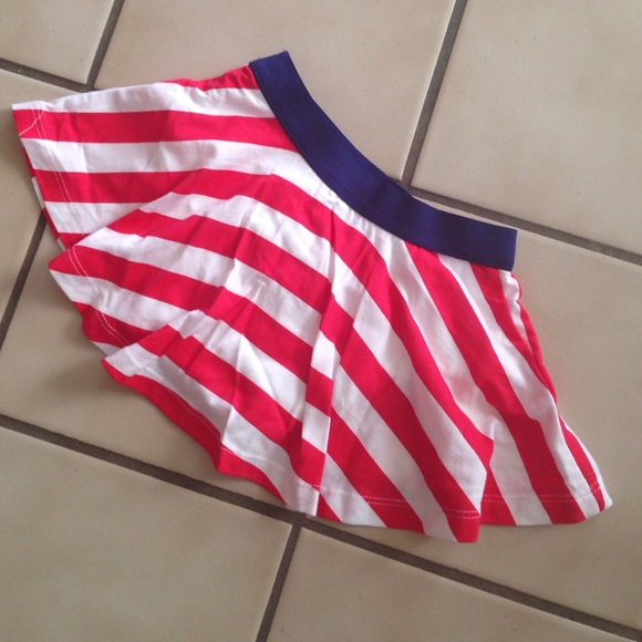 NWT Striped Scooter Skort Skirt Bottoms 4th of July Patriotic - Picture 1 of 3