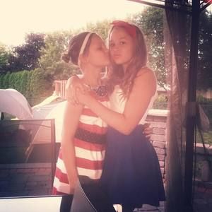 Meet your Posher, Kelly