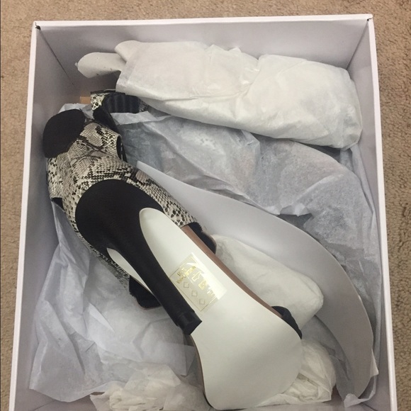 Beautiful heels - Picture 3 of 4