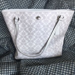 Coach Shoulder Bag
