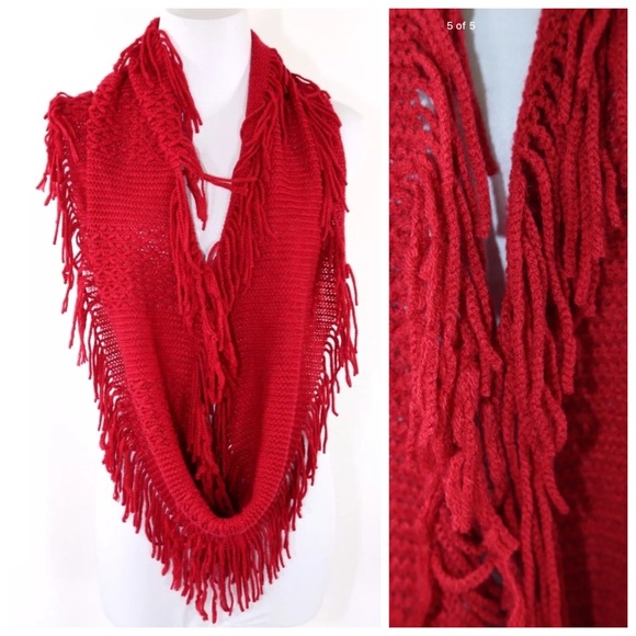 ‼️LAST ONE Red Knit Fringe Infinity Scarf B199 - Picture 4 of 4