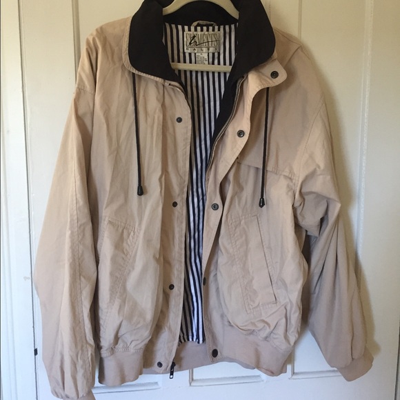 Elements windbreaker