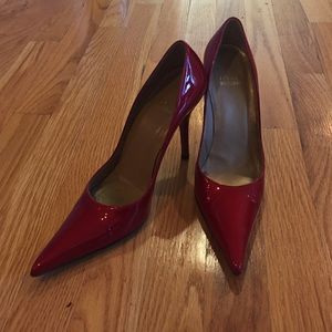 Stuart Weitzman patent red heels