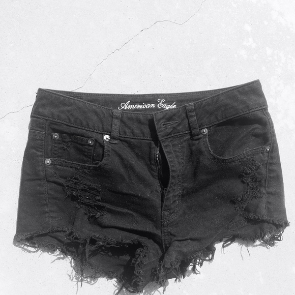 BRAND NEW American Eagle Ripped Shorts