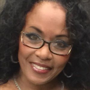 Meet your Posher, Gloria