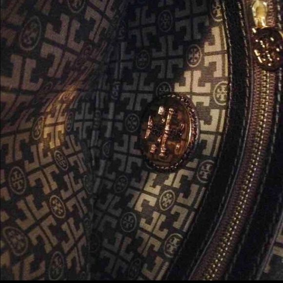 Tory Burch "Reva" Clutch - Picture 4 of 4