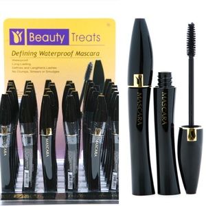 Boutique Other - Black Waterproof Defining & Lengthening Mascara