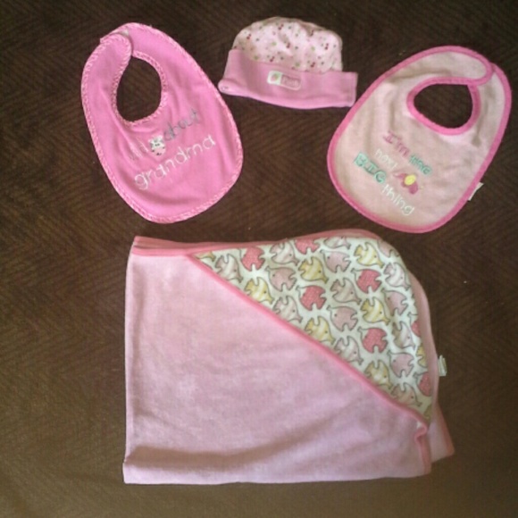 Donating soon Girls random bib and towel lot