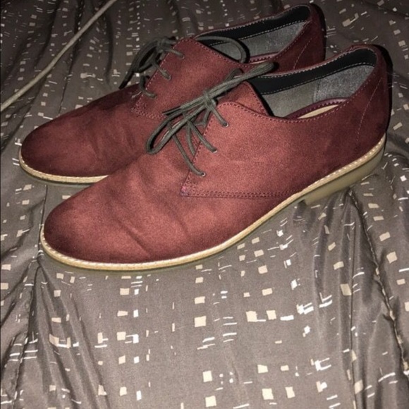Faux suede burgundy oxfords