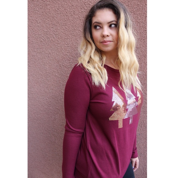 Burgundy Shiny Christmas Tree Top - Picture 4 of 4