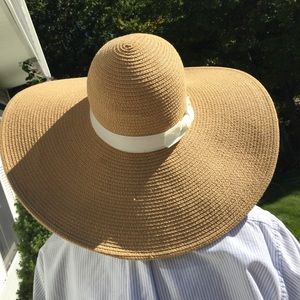 Oversized Sun Hat