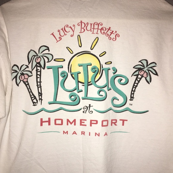 LuLu's long sleeve tee
