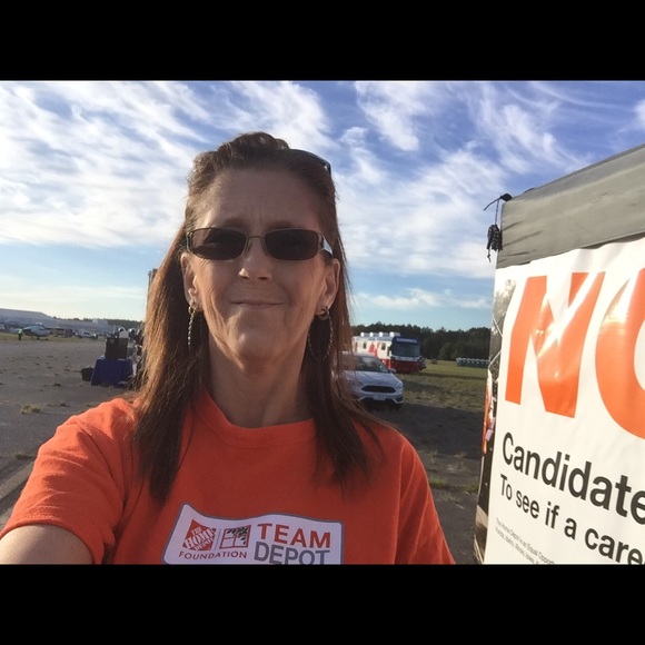 Meet your Posher, Charleen - Picture 2 of 2