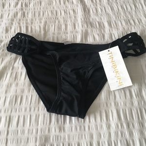 Black bikini bottoms