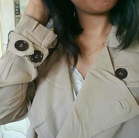 💕LAST ONE💕TAUPE LIGHTWEIGHT TRENCH JACKET - Picture 3 of 4