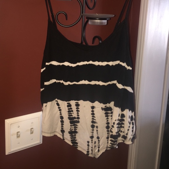Crop tank