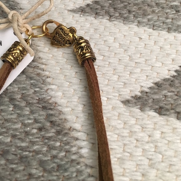 Quartz arrowhead necklace - Picture 3 of 4