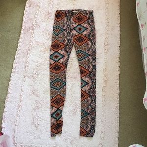 Spandex leggings fits many sizes