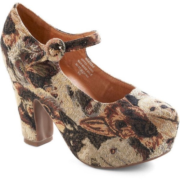 NFS - ISO Jeffrey Campbell Woofing It Dog Heel Sz9