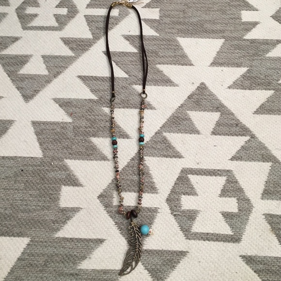 Metal Leaf Necklace