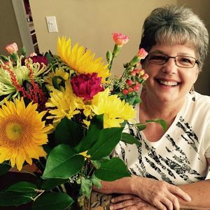 Meet your Posher, Gloria