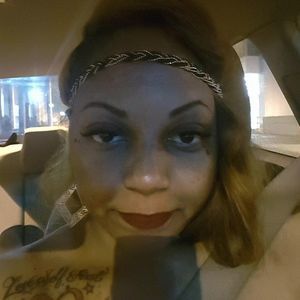 Meet your Posher, Tiffany