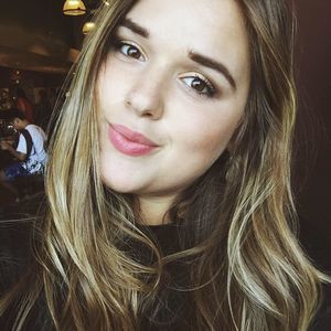 Meet your Posher, Michaela