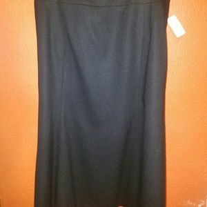 Talbot black skirt with pleats, size 16