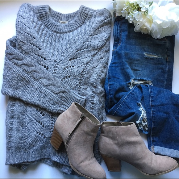Urban Outfitters Sweaters - Ecoté // Top Knot, Curl Up In A Sweater Sweater