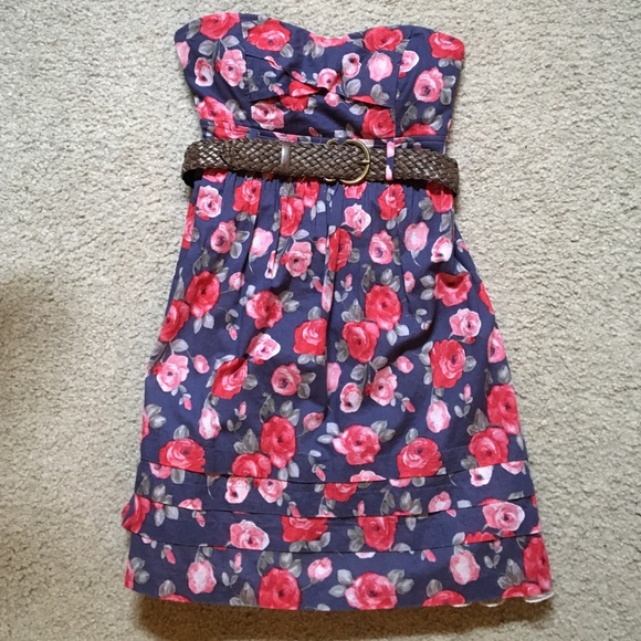 City Triangles Strapless Dress With Belt