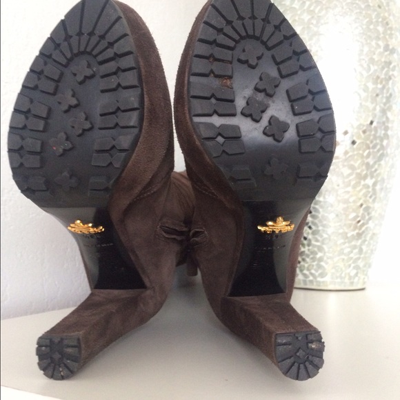 Prada brown suede knee boots - Picture 3 of 4