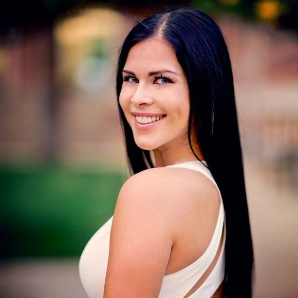 Meet your Posher, Brittany